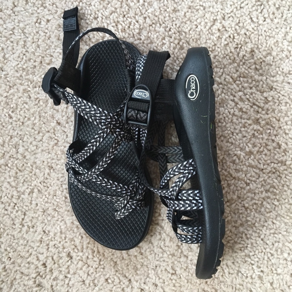 BRAND NEW CHACOS